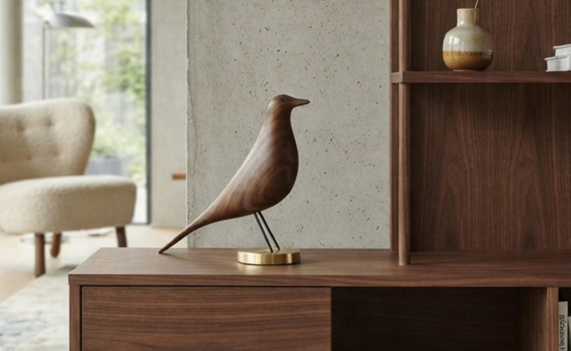 Vitra House Bird Notenhout